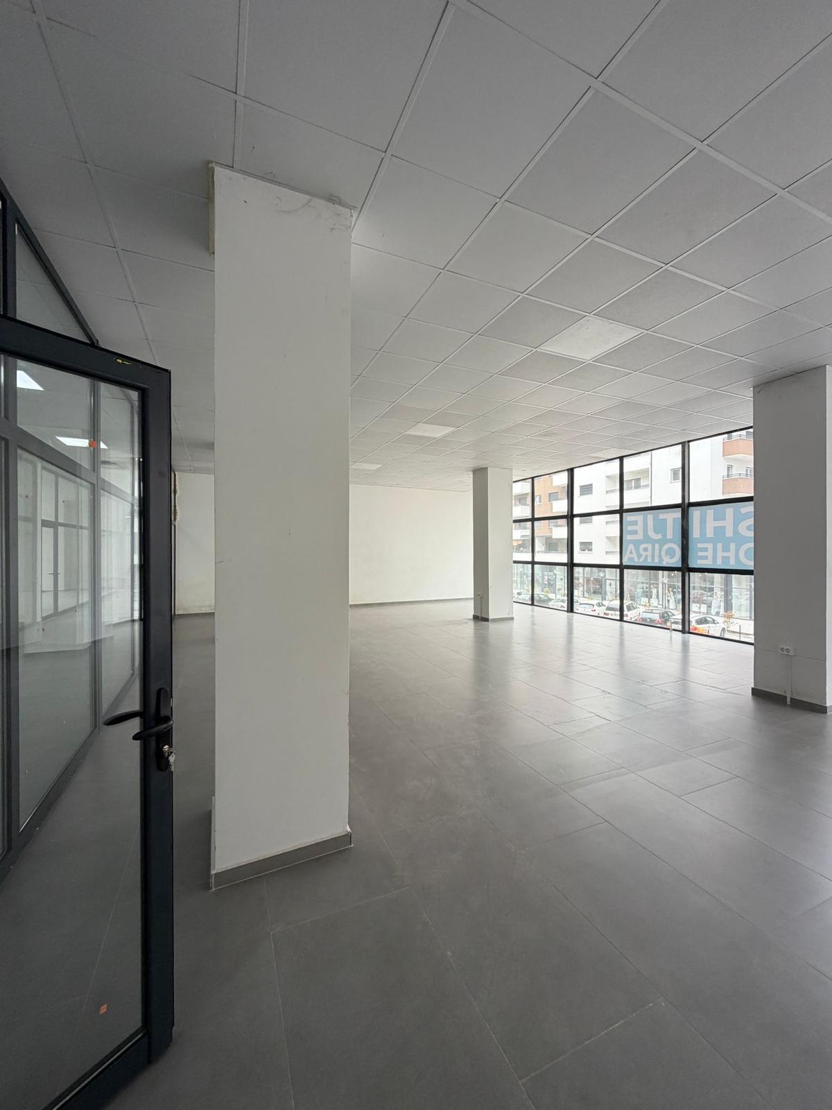 Lokal me qera (135m2)